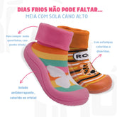 Meia com Sola Arco Iris Borboleta Cano Alto